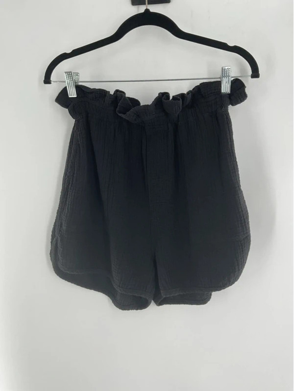 Splendid women’s size small relaxed fit black shorts 058